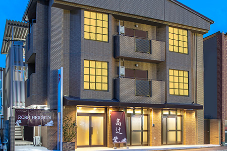 residence,Southhold,NY
		 