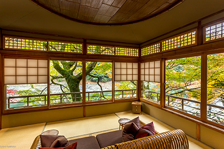 オフィス、　大阪